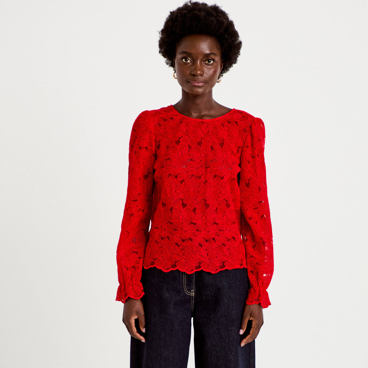 Blouse en dentelle d&eacute;collet&eacute; dos rouge femme