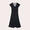 Robe longue &eacute;vas&eacute;e en dentelle col v noir femme