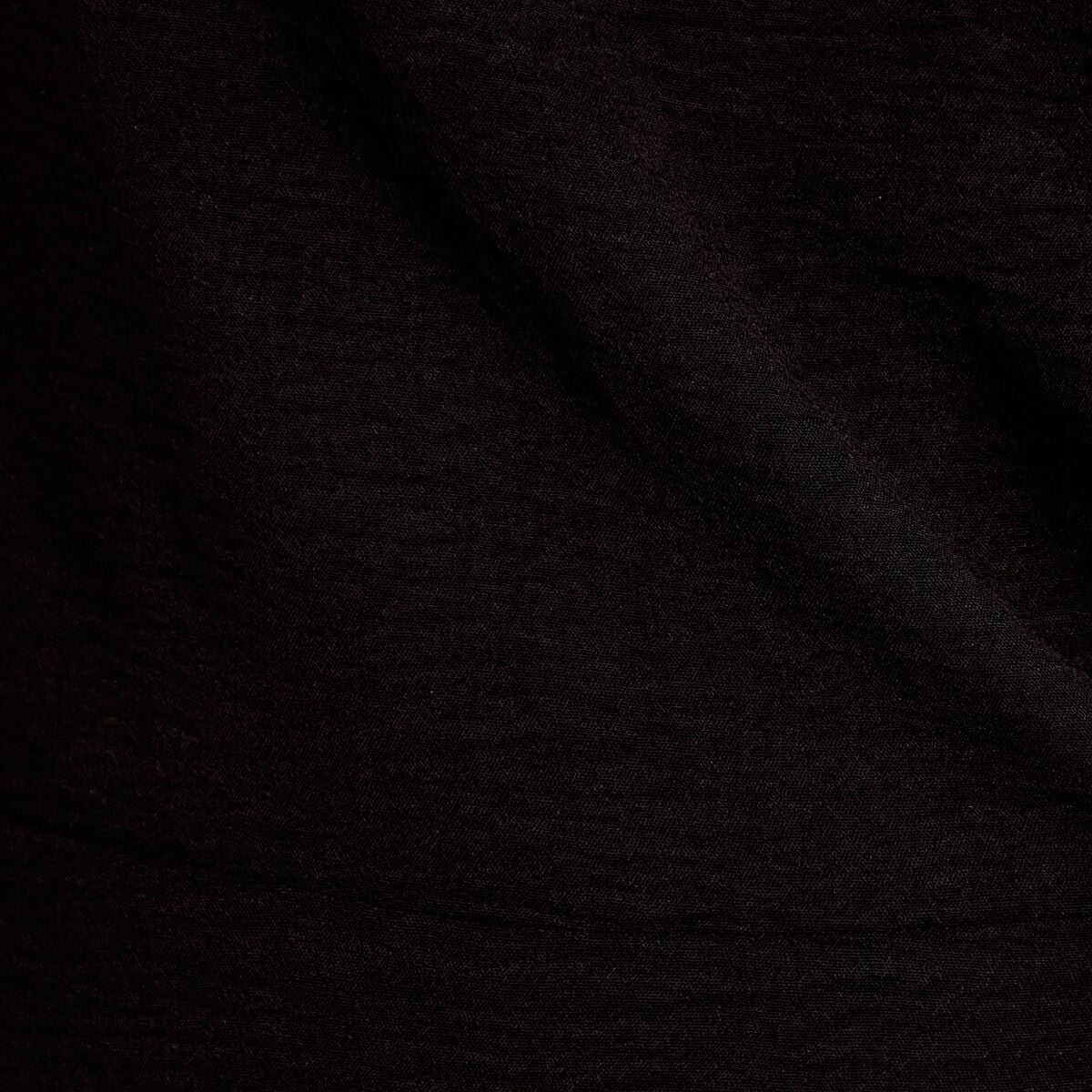 Robe &eacute;vas&eacute;e 3/4 sans manches col rond noir femme