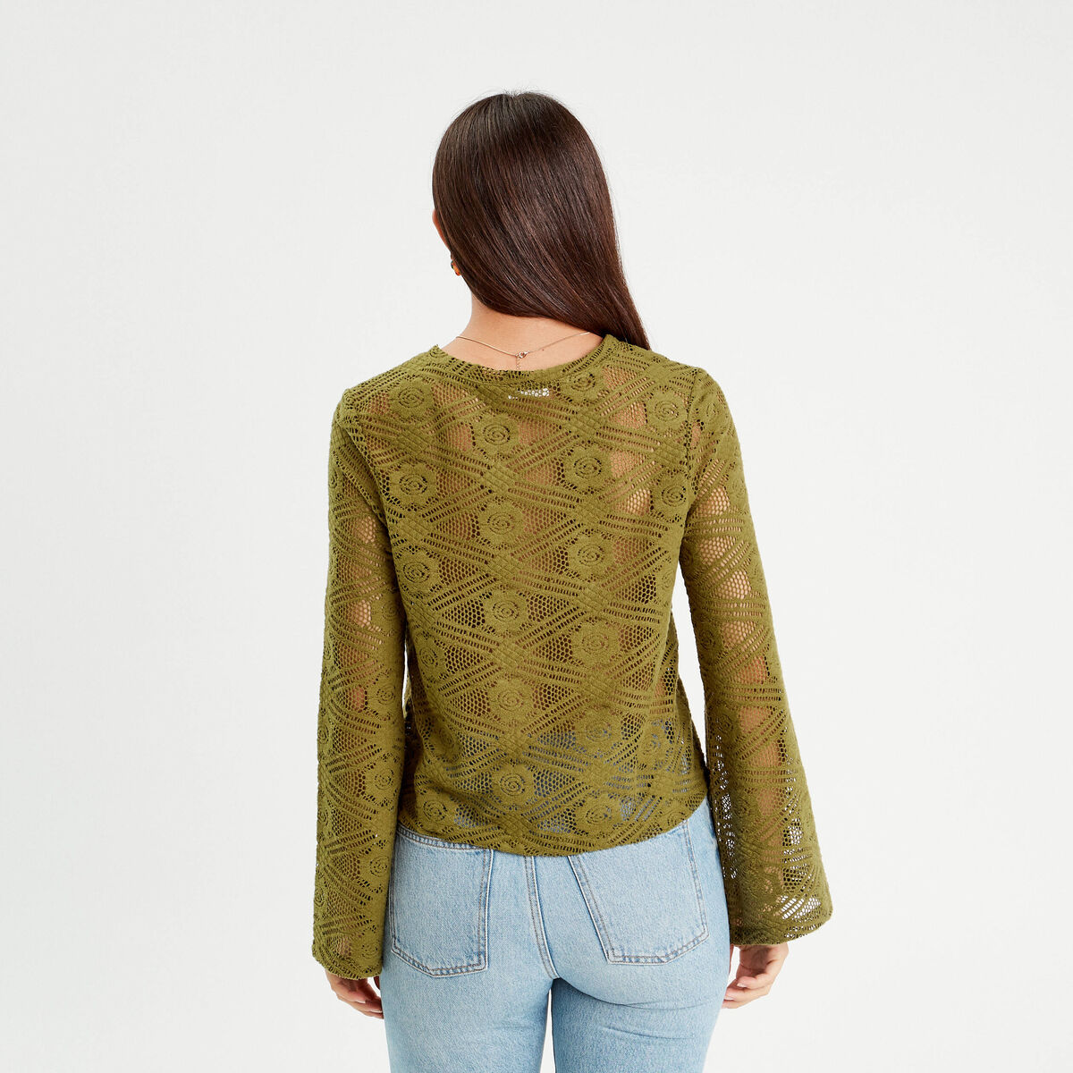 T-shirt ajour&eacute; manches pagodes vert olive femme