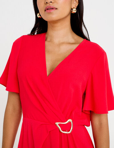 Robe courte &eacute;vas&eacute;e col v manches courtes rouge femme