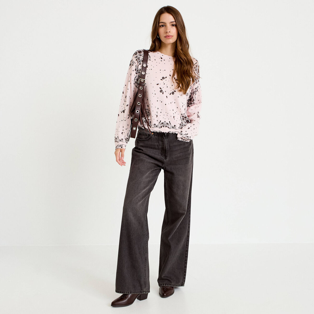 Pull col rond manches longues rose clair femme