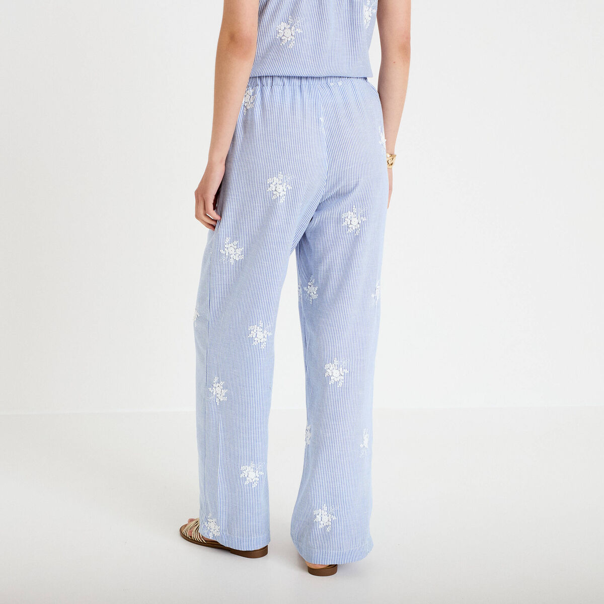 Pantalon large taille haute &agrave; relief blanc femme