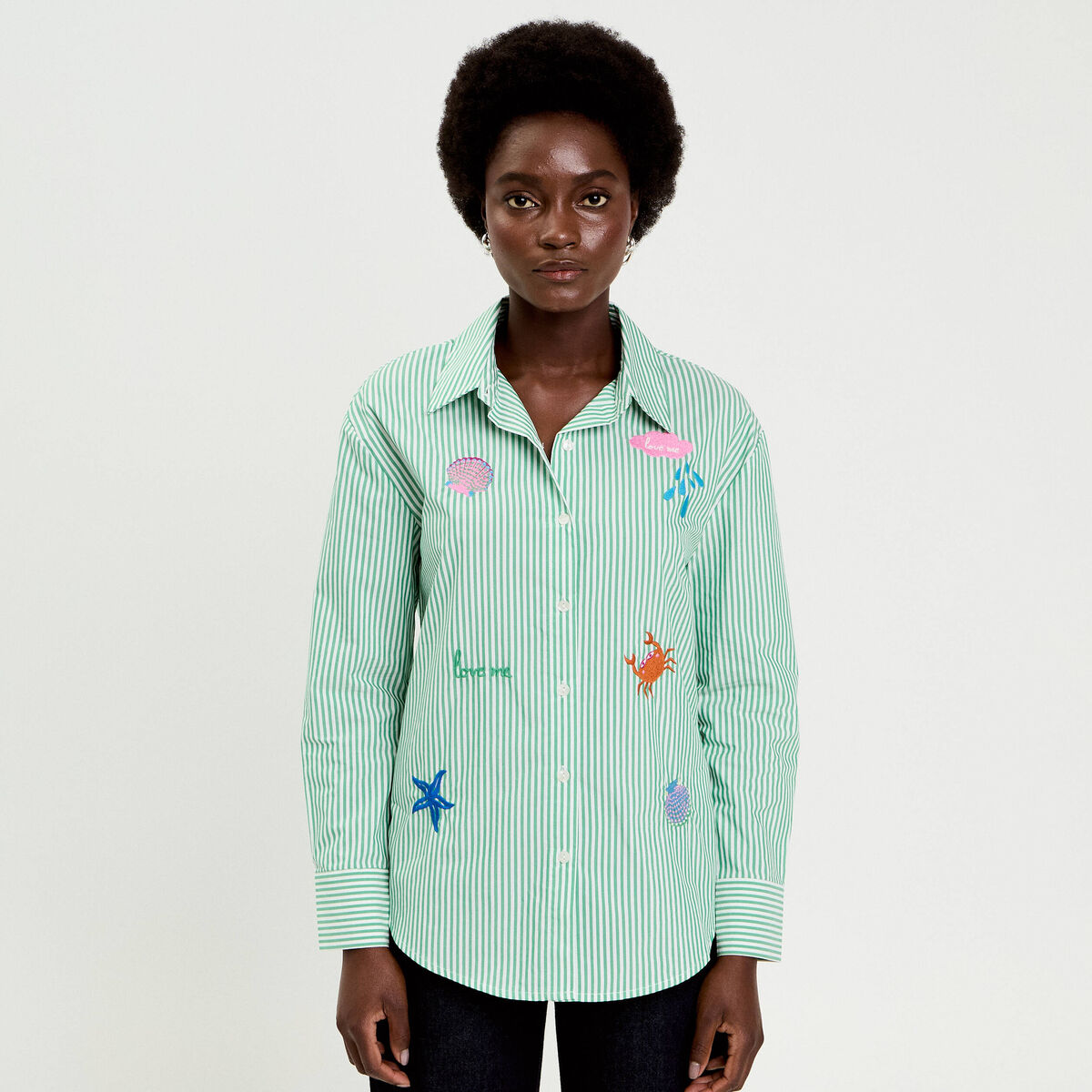 Chemise ray&eacute;e broderies fantaisie vert clair femme