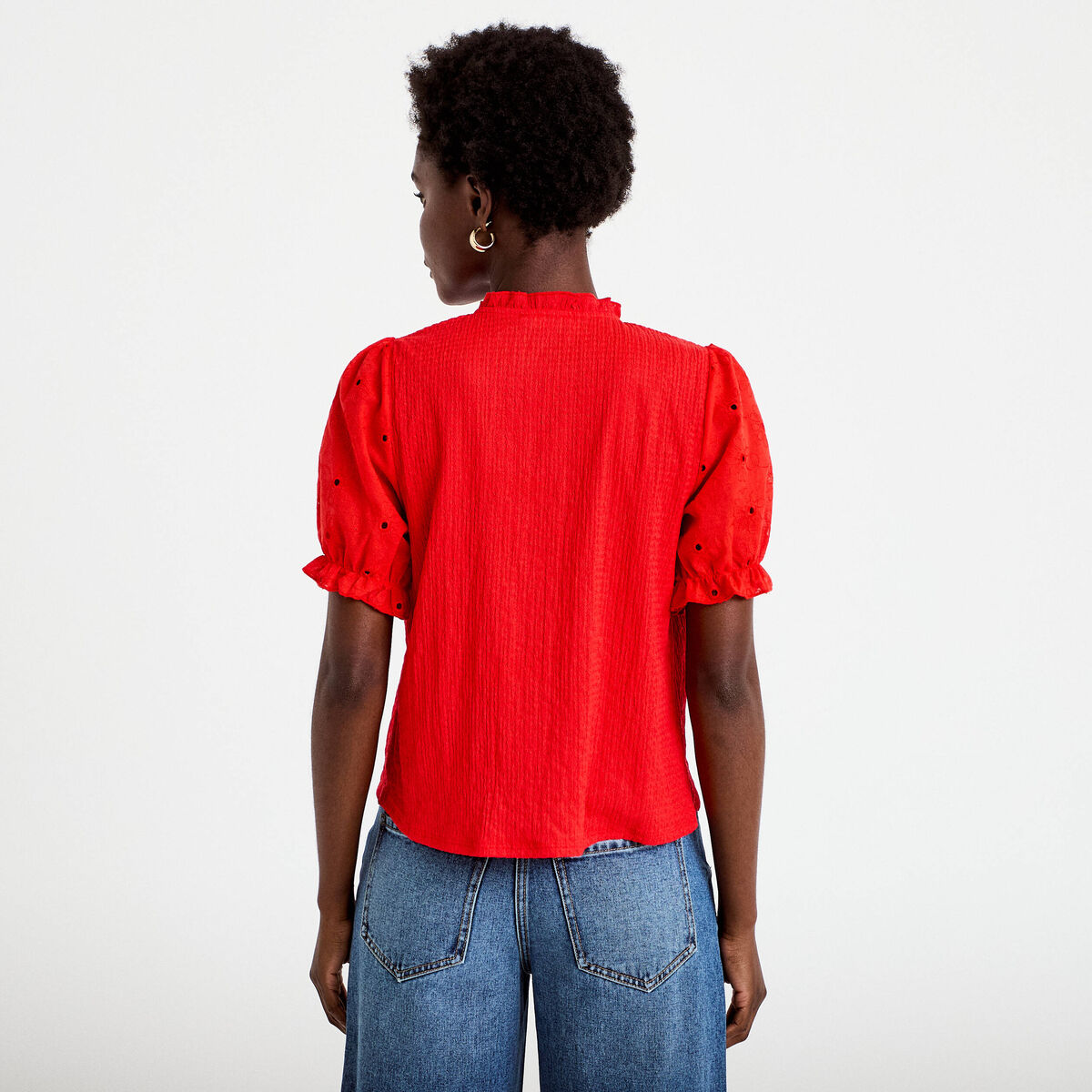 Blouse manches courtes brod&eacute;es rouge femme