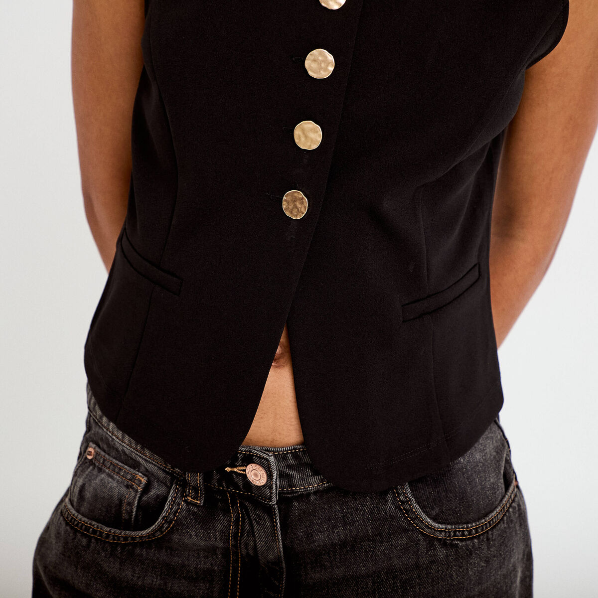 Gilet sans manches col rond noir femme