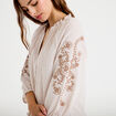 Blouse col v broderie manches 3/4 sable femme