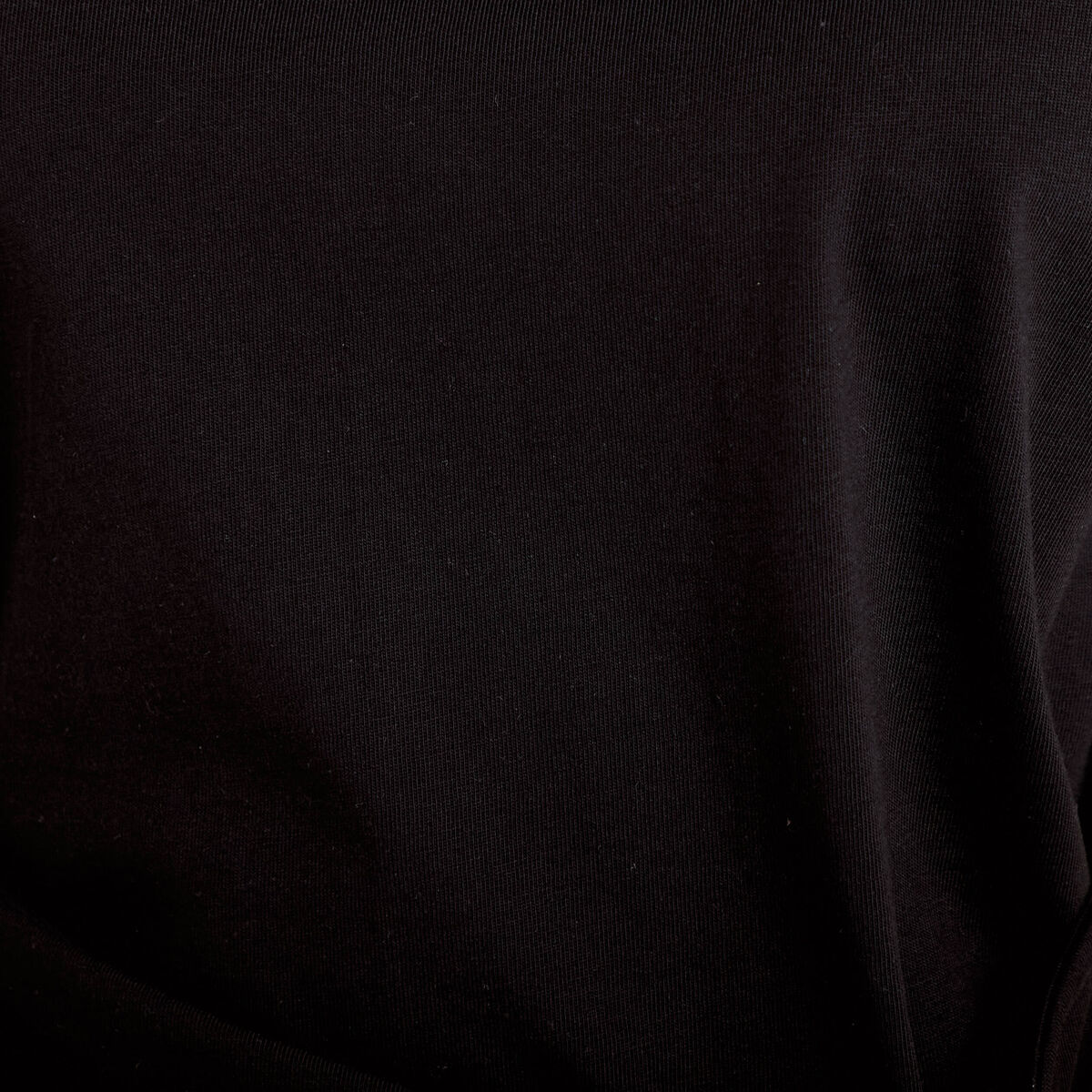 T-shirt ceintur&eacute; noir femme