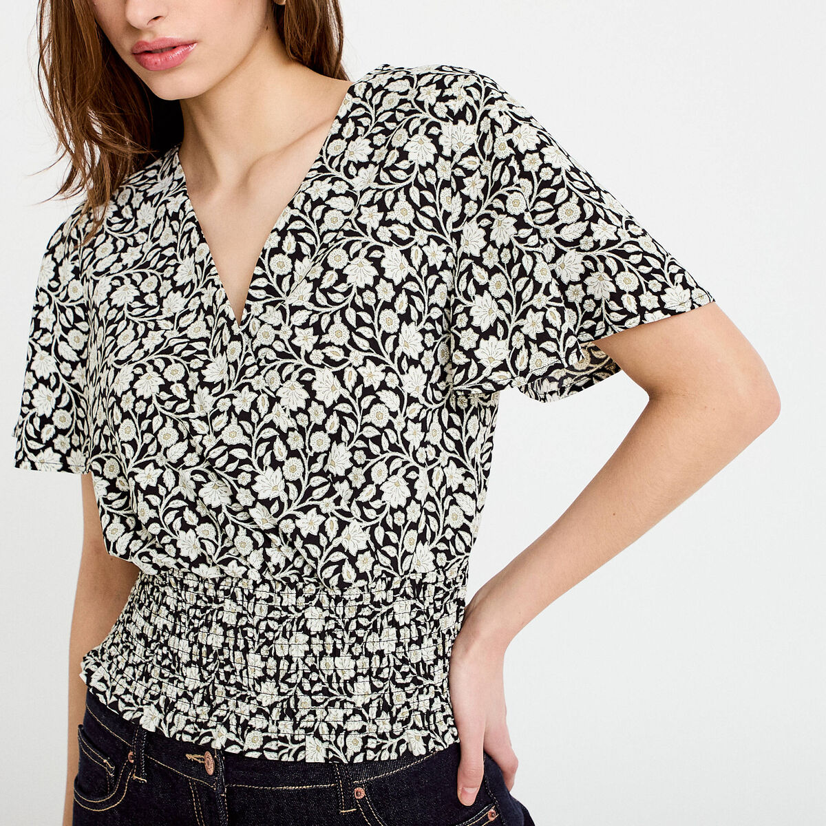 Blouse cintr&eacute;e cropped manches courtes noir femme