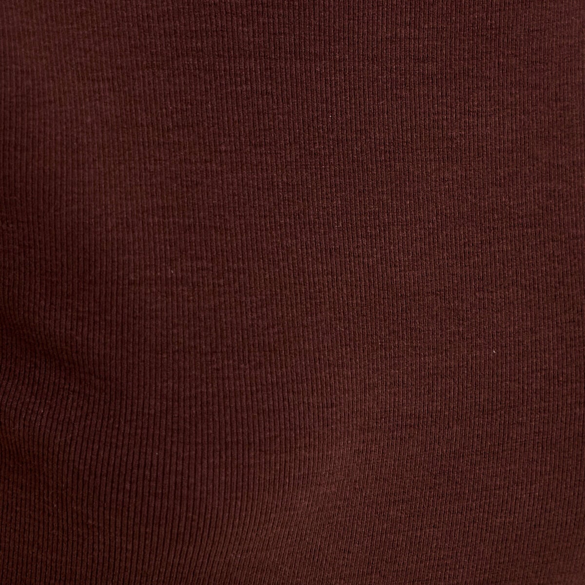 T-shirt c&ocirc;tel&eacute; ajust&eacute; manches courtes marron fonc&eacute; femme