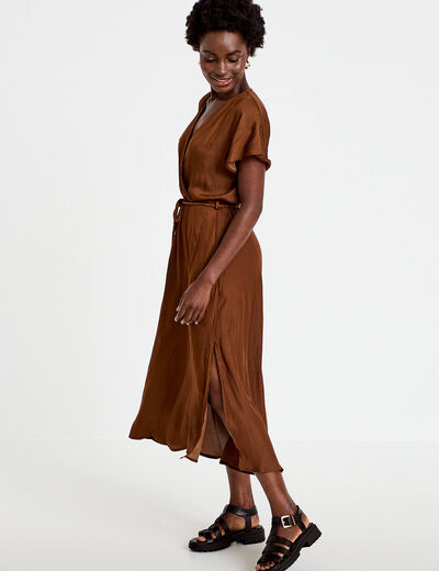 Robe longue &eacute;vas&eacute;e col v satin&eacute;e marron femme