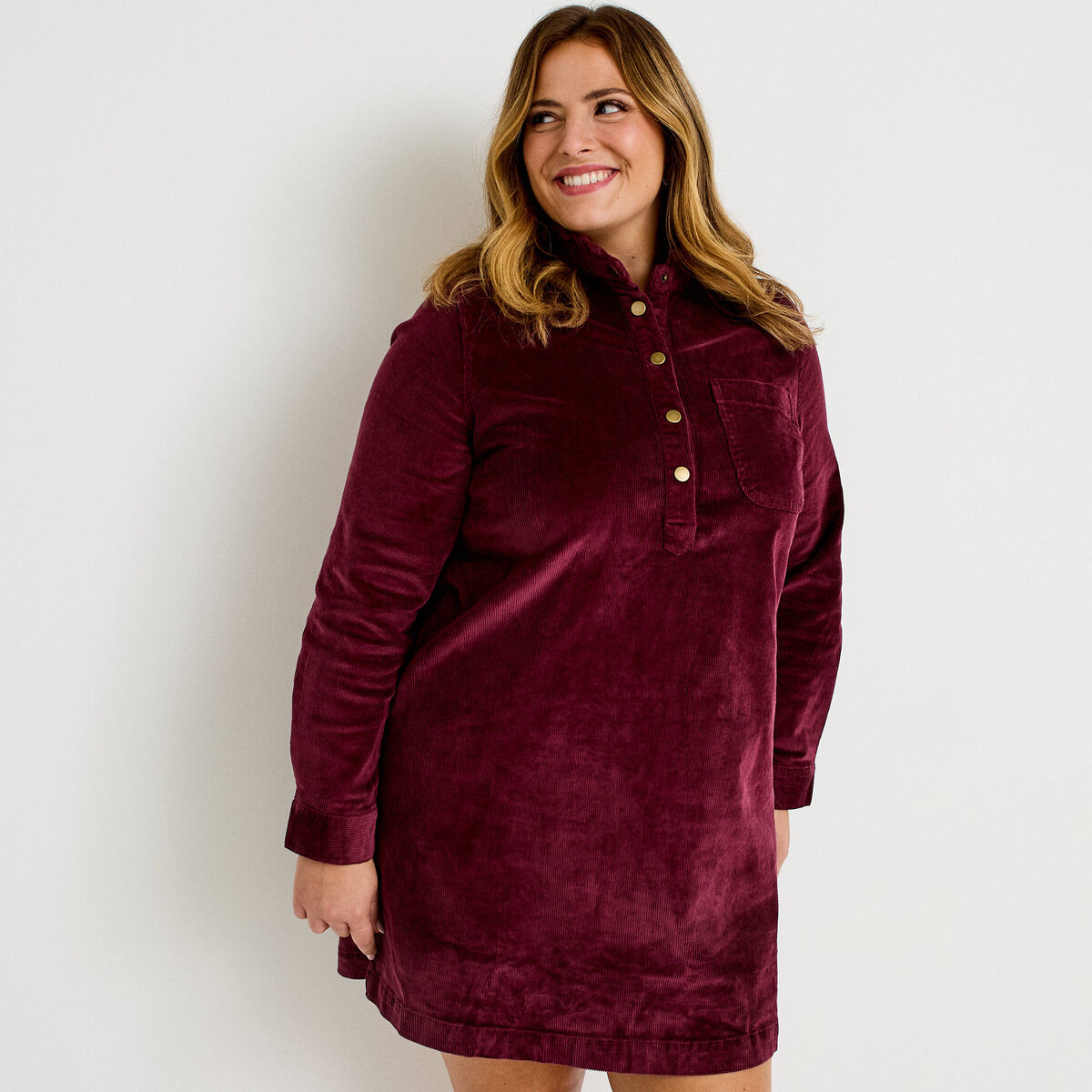 Robe droite velours col montant bordeaux femme