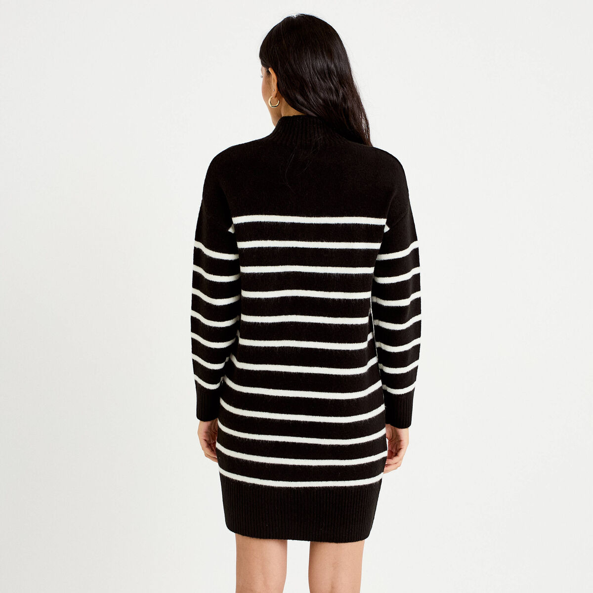 Robe pull droite manches longues 3/4 noir femme