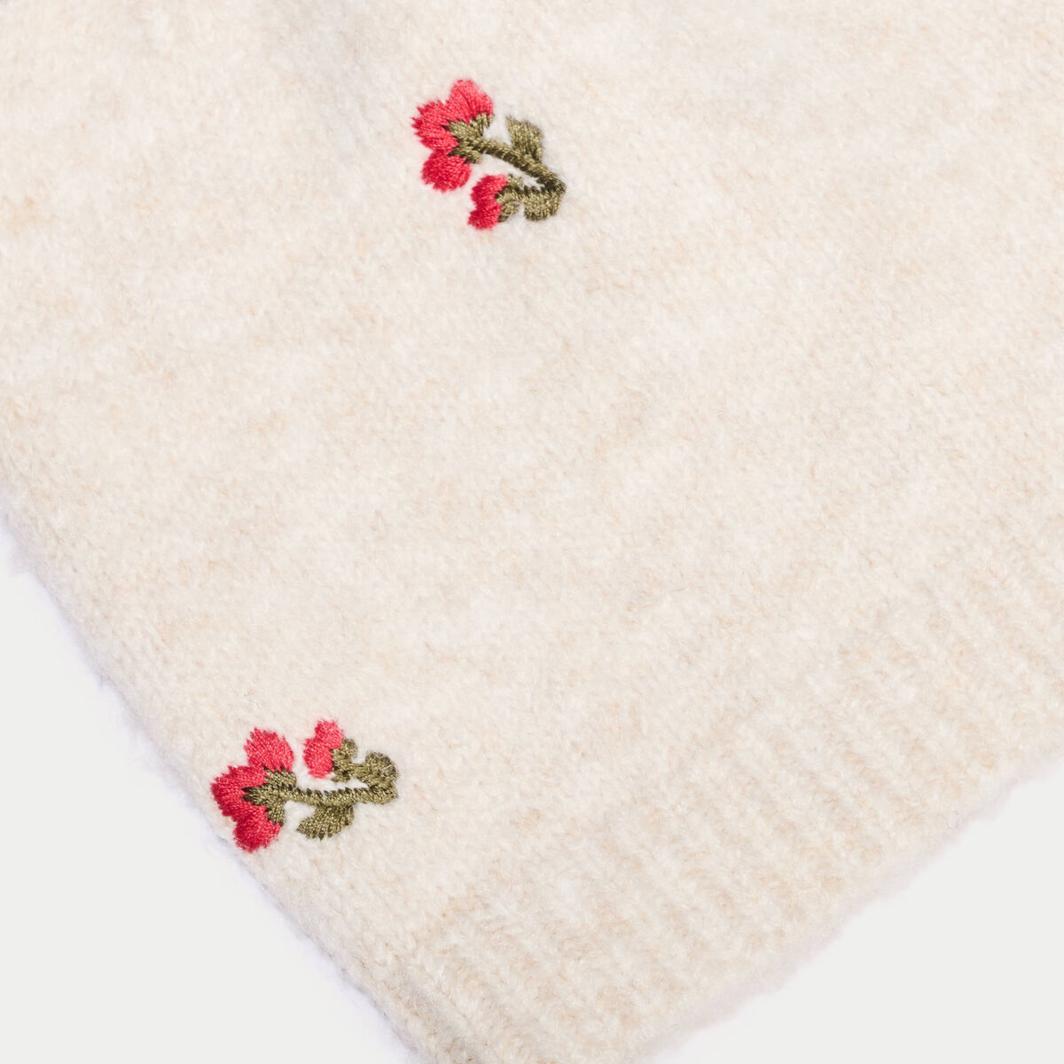 Bonnet avec broderie ecru femme