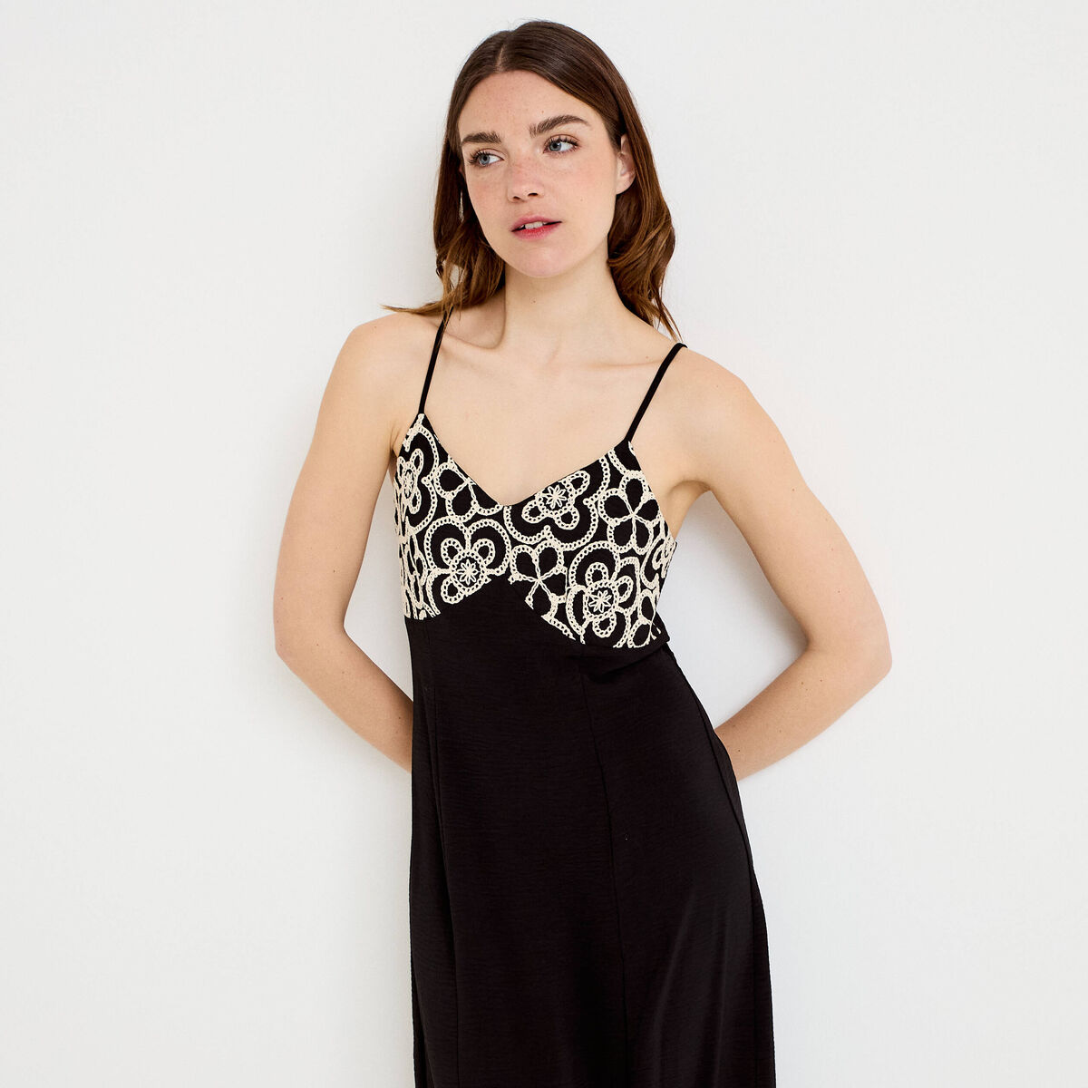 Robe longue droite col v bretelles fines noir femme