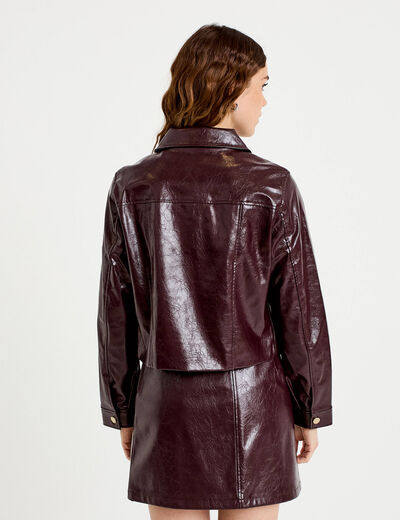 Veste droite cropped en similicuir violet fonc&eacute; femme