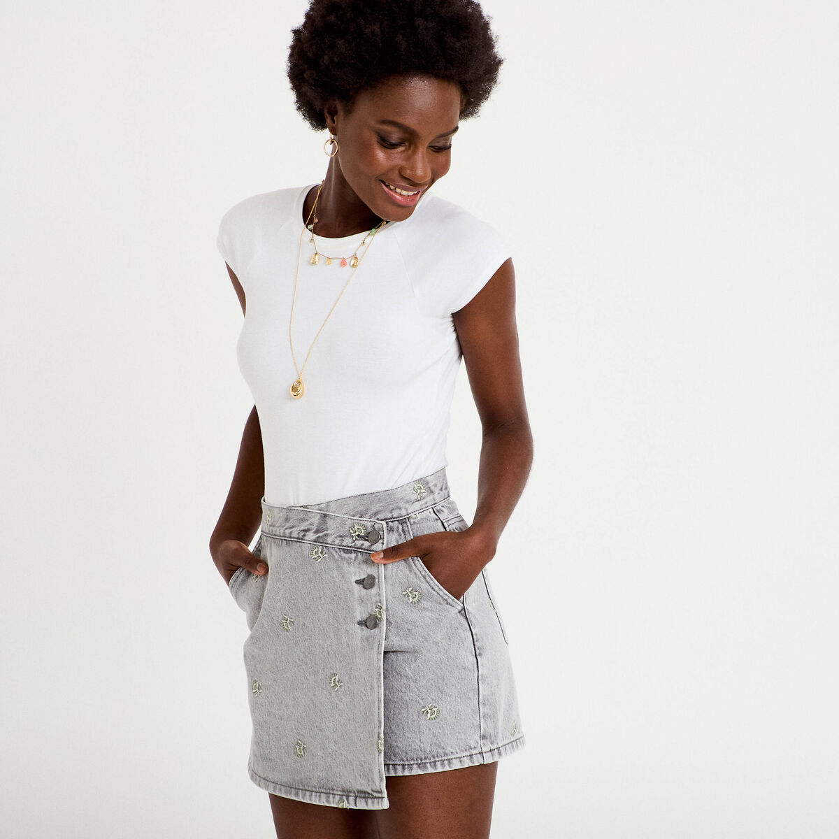 Jupe-short trap&egrave;ze courte taille haute denim gris femme