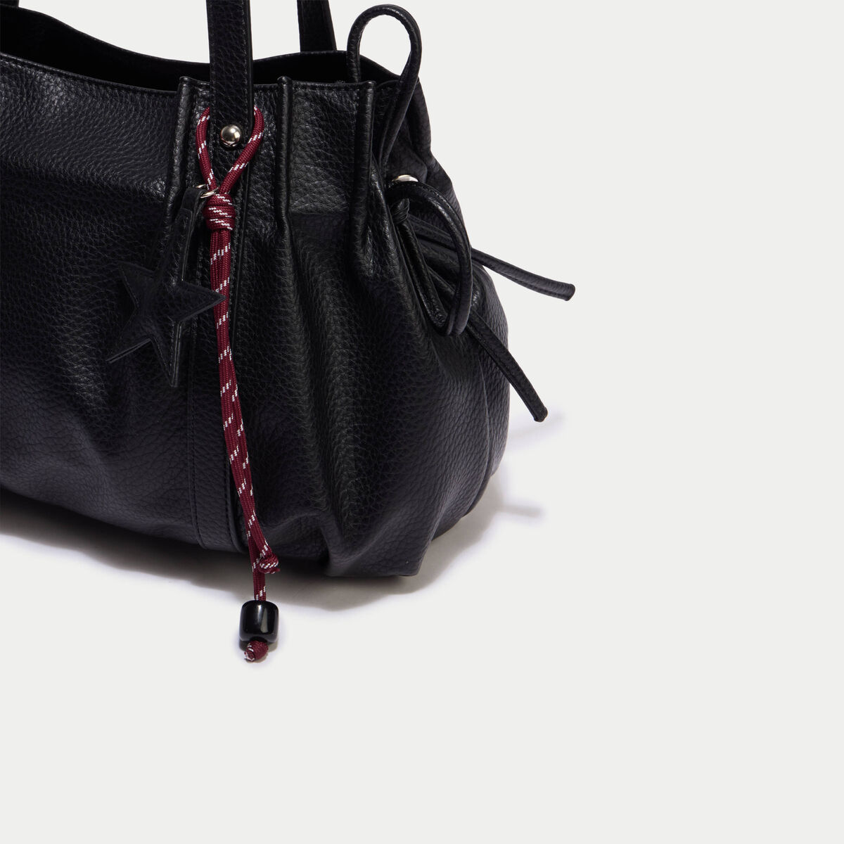 Sac port&eacute; &eacute;paule noir femme
