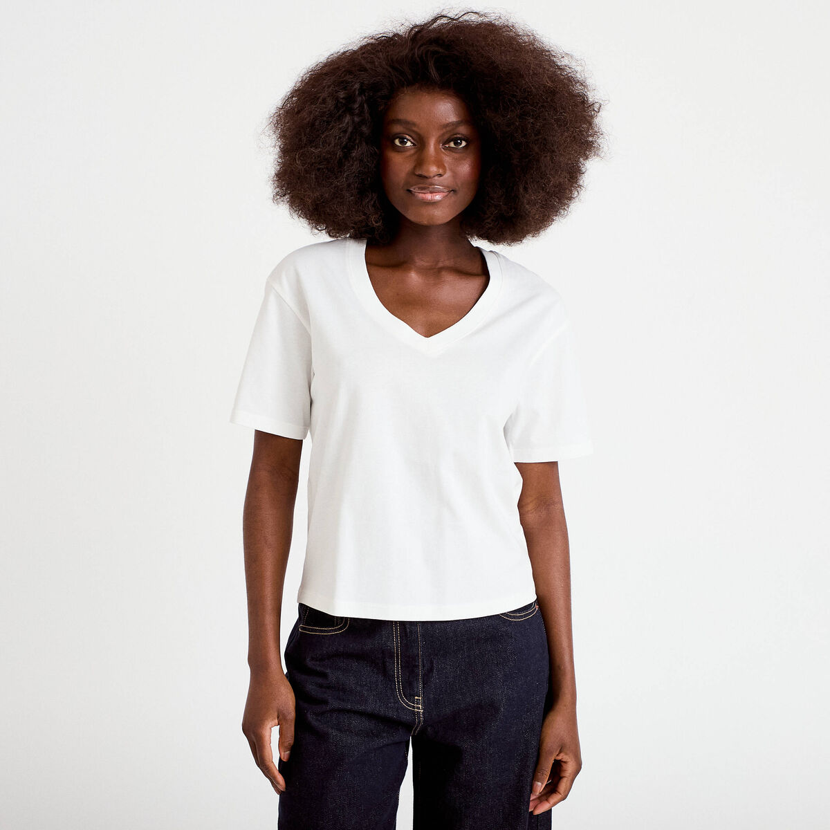 T-shirt col v manches courtes ecru femme