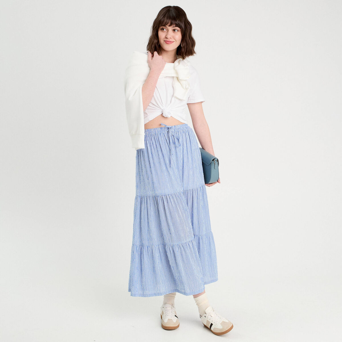 Jupe longue trap&egrave;ze bleu clair femme