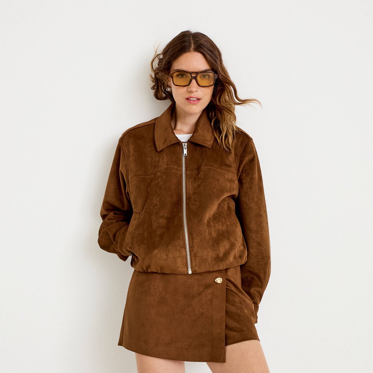 Jupe-short courte aspect daim marron femme