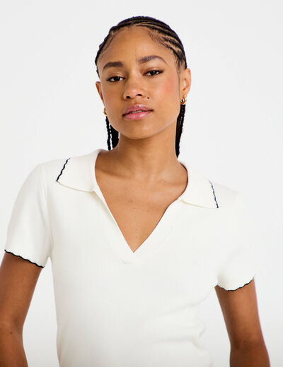 Polo ajust&eacute; manches courtes col chemise ecru femme