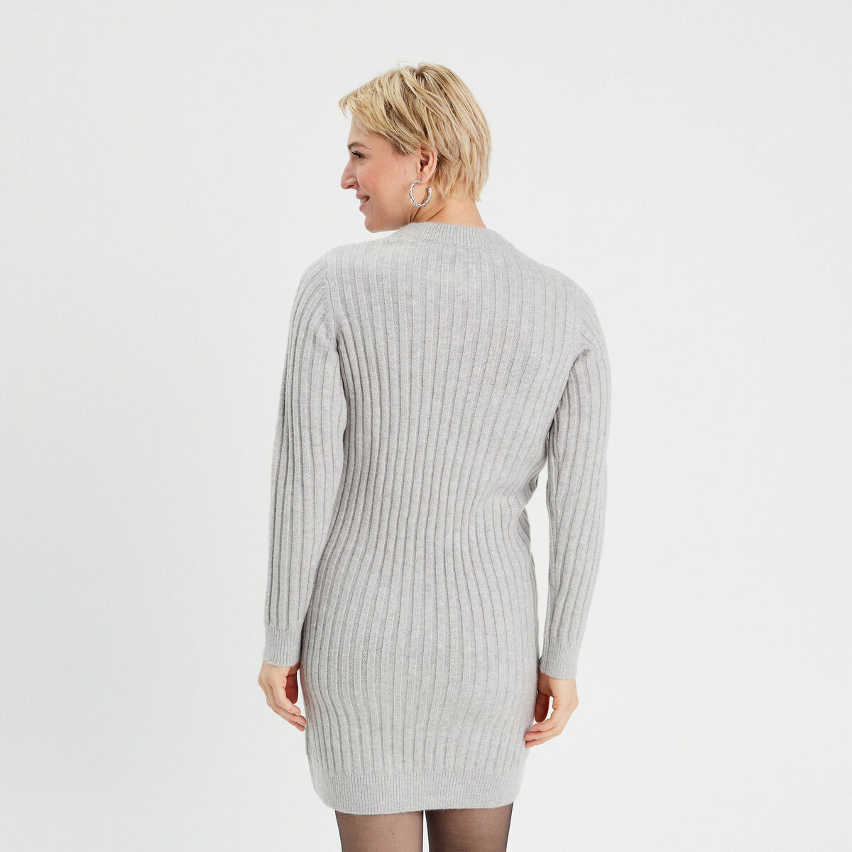 Robe pull &agrave; torsades gris clair femme