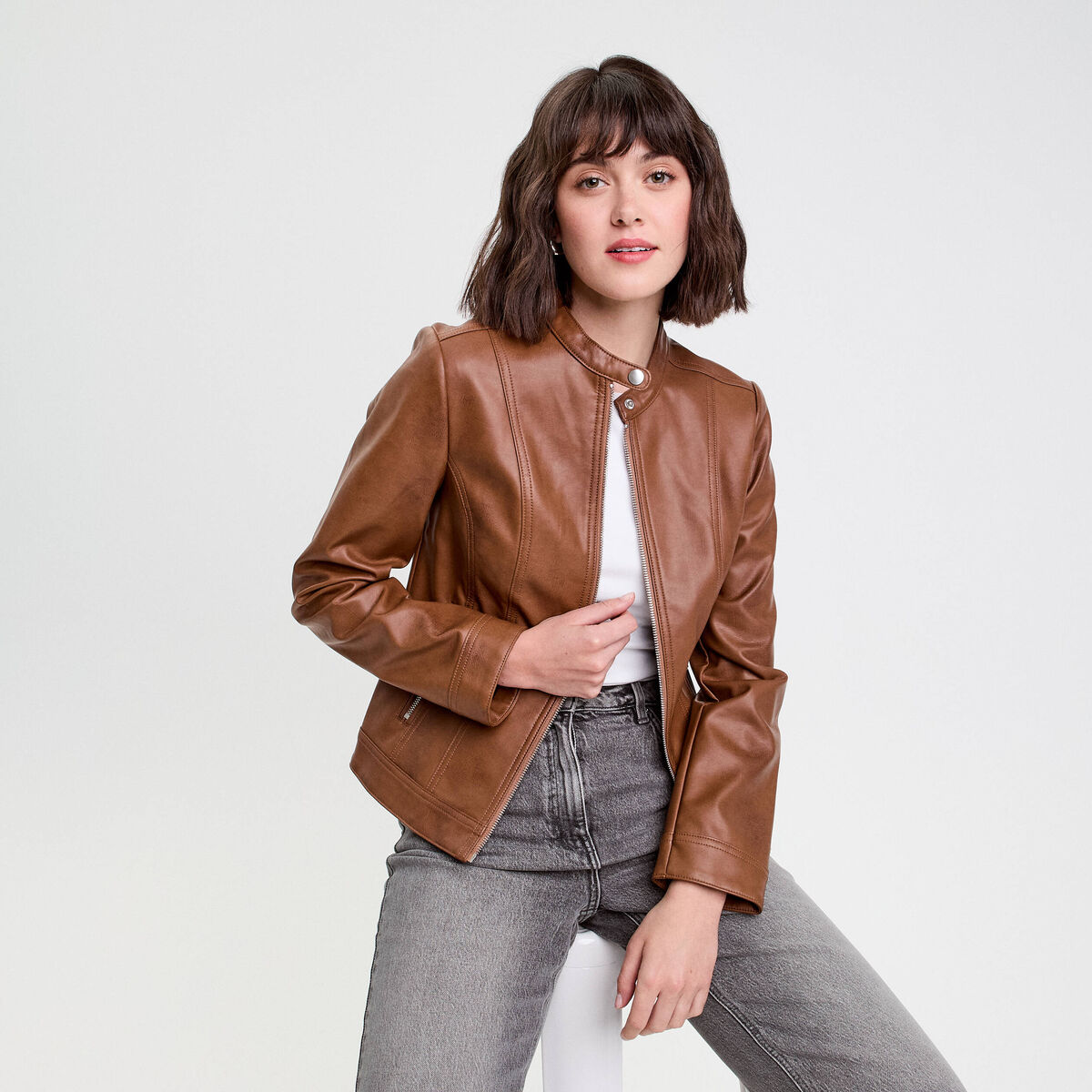 Veste droite zipp&eacute;e beige femme