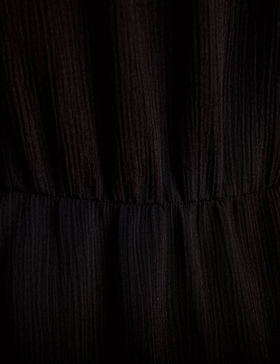 Robe &eacute;vas&eacute;e col v manches longues noir femme