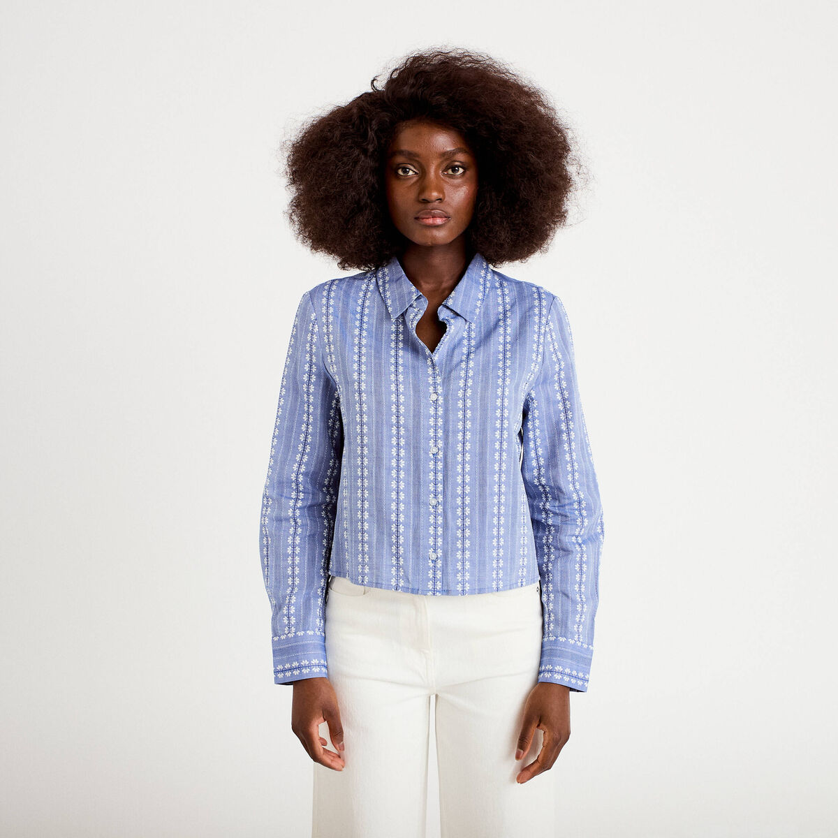 Chemise droite cropped col classique bleu gris femme