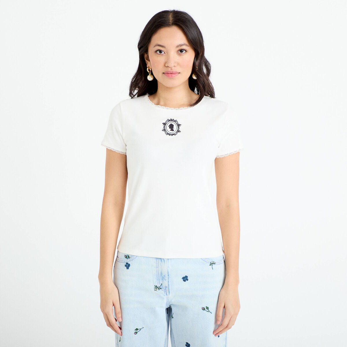 T-shirt col rond brod&eacute; Bridgerton ecru femme