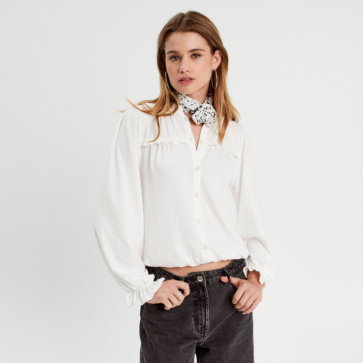 Blouse d&eacute;tails volants ecru femme