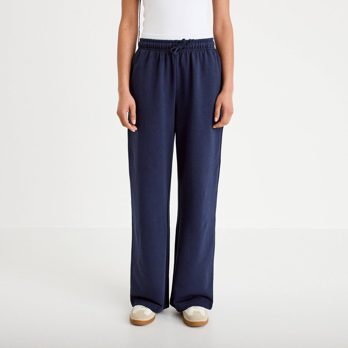 Pantalon large style jogging bleu marine femme