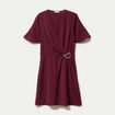 Robe courte &eacute;vas&eacute;e col v manches courtes bordeaux femme