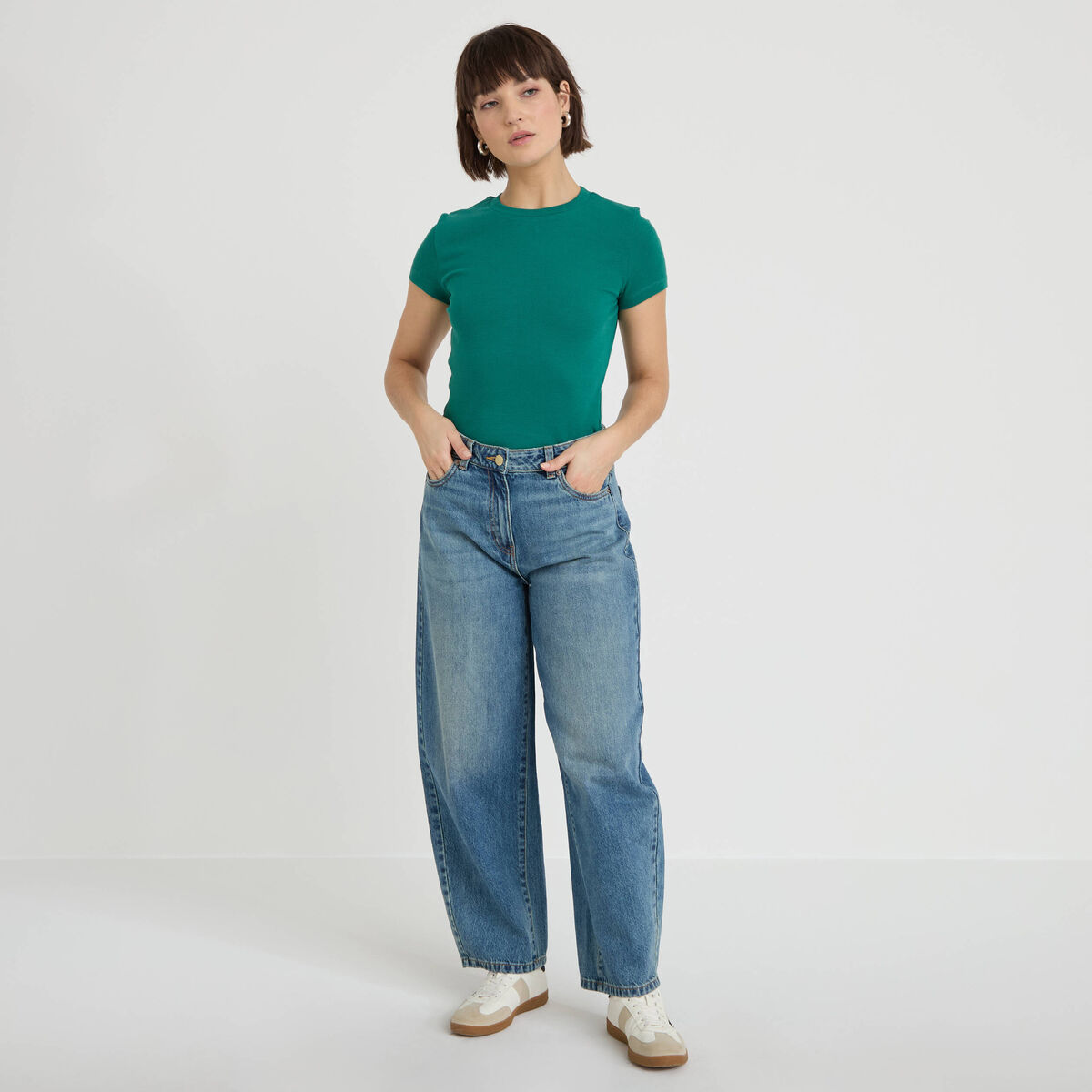 T-shirt c&ocirc;tel&eacute; ajust&eacute; manches courtes vert &eacute;meraude femme