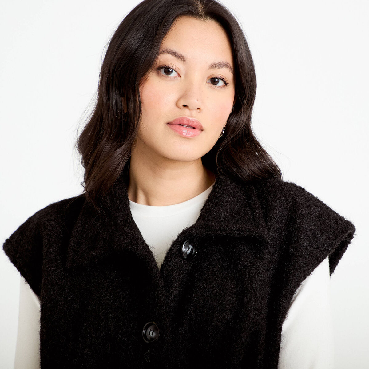 Veste bouclette sans manches col montant noir femme
