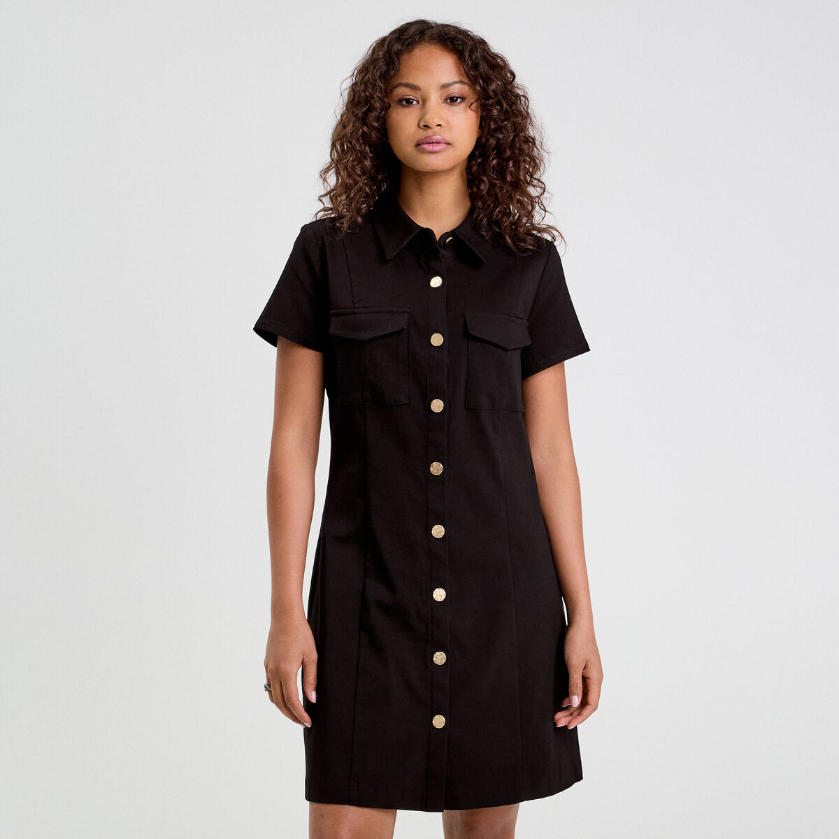 Robe droite boutonn&eacute;e noir femme