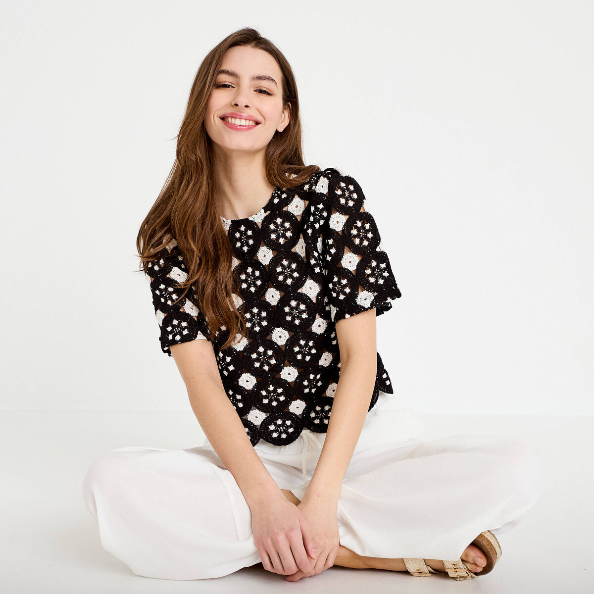 T-shirt manches courtes aspect dentelle ecru femme
