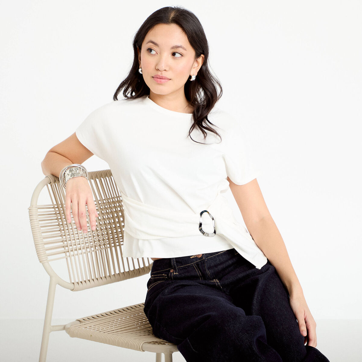 T-shirt ceintur&eacute; ecru femme