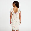Robe courte &eacute;vas&eacute;e brod&eacute;e blanc femme