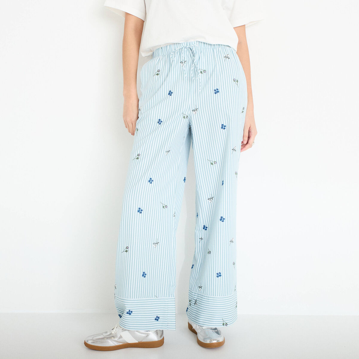 Pantalon large brod&eacute; Bridgerton bleu clair femme