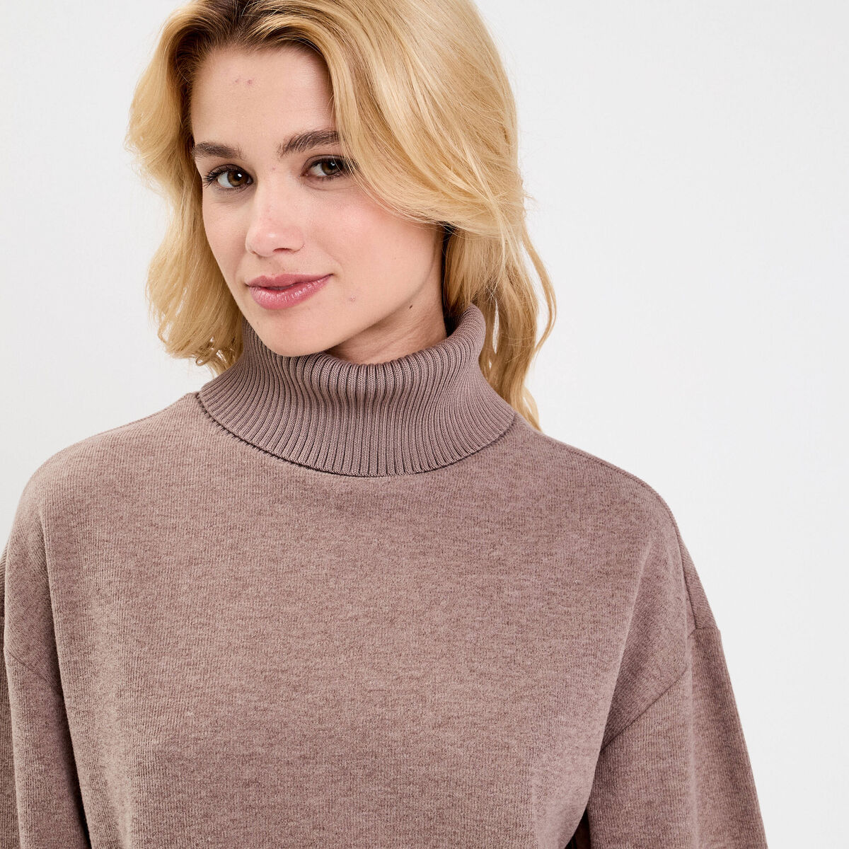 Sweat col roul&eacute; manches longues terracotta femme