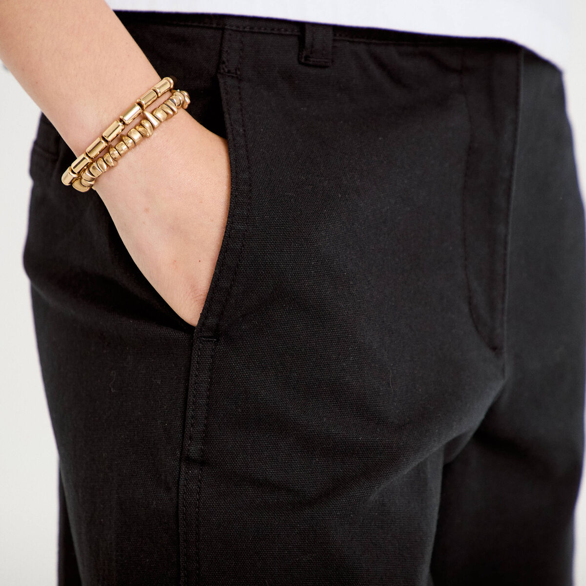 Pantalon chino coupe barrel noir femme