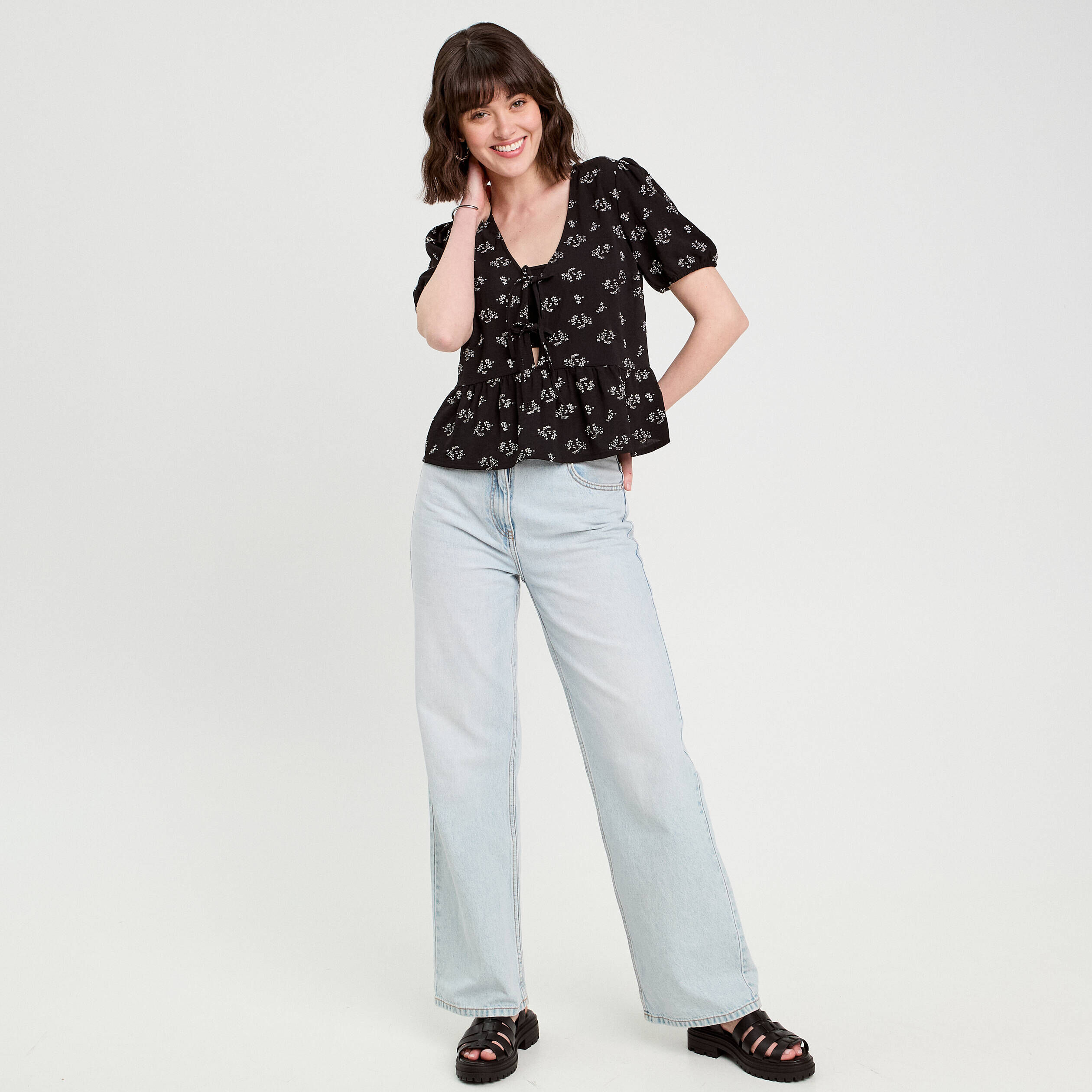 Haut Blanc Femme Sans Manches Avec Nœud Noir - Taille S - Neuf Sans étiquettes