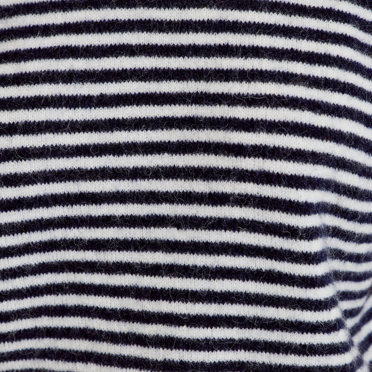 Pull ample duveteux manches courtes ecru femme