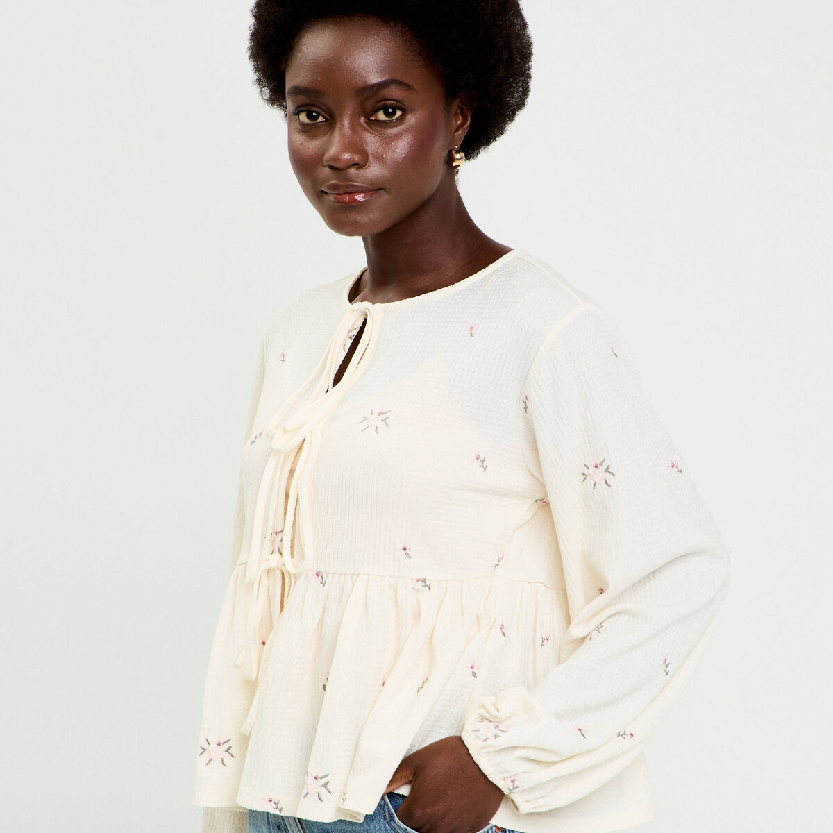 Blouse manches longues en cr&ecirc;pe blanc femme
