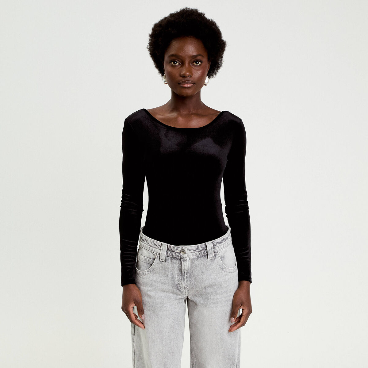 Body en velours d&eacute;collet&eacute; dos noir femme