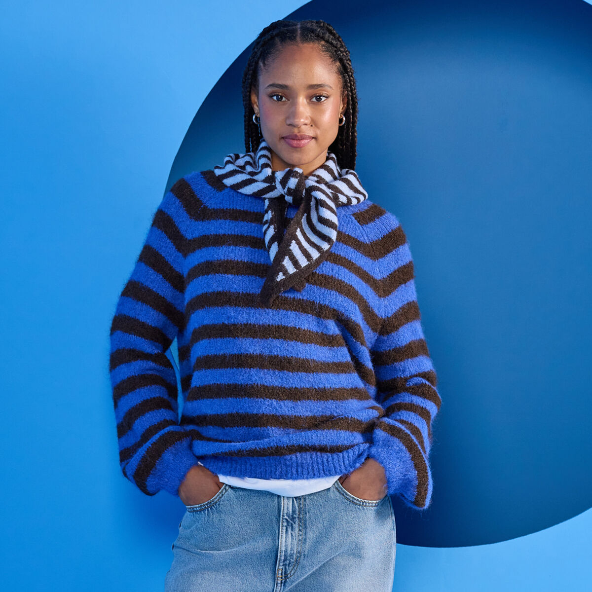 Pull ample col rond manches longues bleu electrique femme