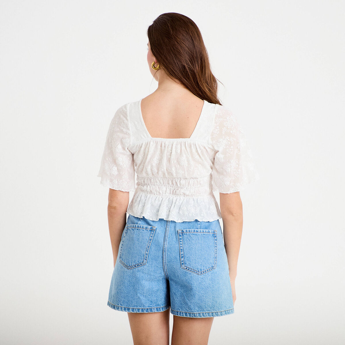 Blouse cintr&eacute;e col carr&eacute; dentelle ecru femme