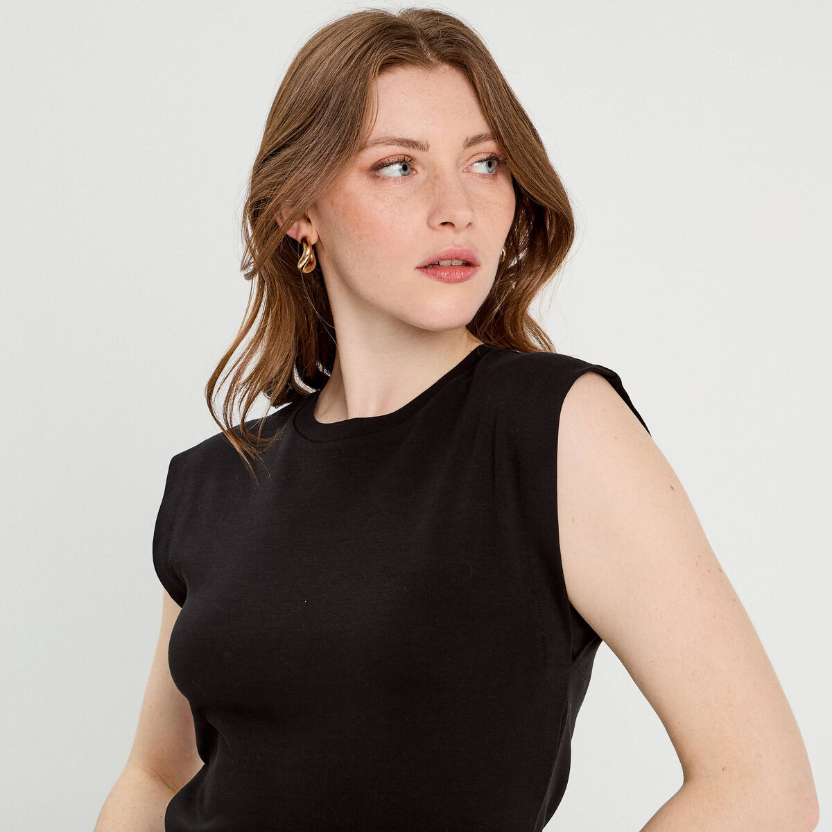 T-shirt col rond sans manches noir femme